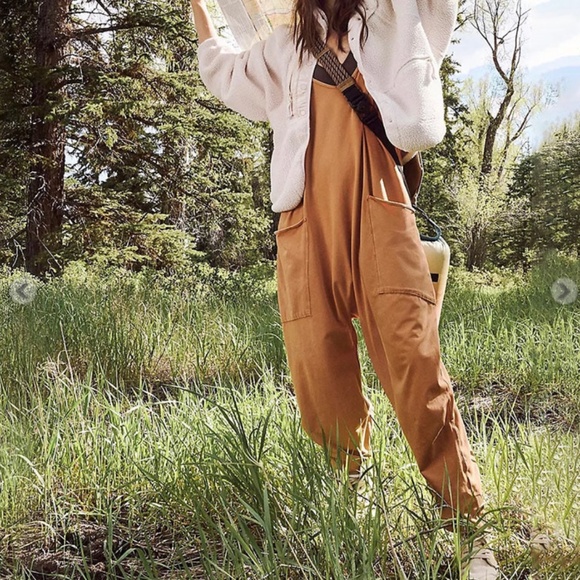 Oversized artsy jumpsuit - Picture 1 of 7